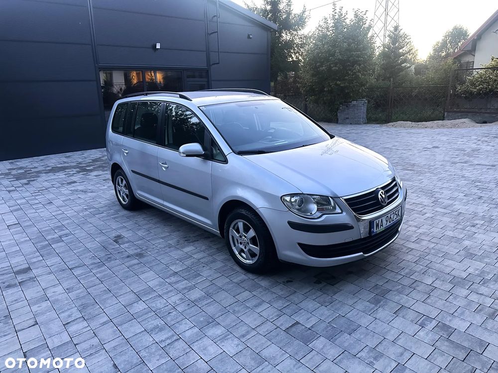 Volkswagen Touran - 7