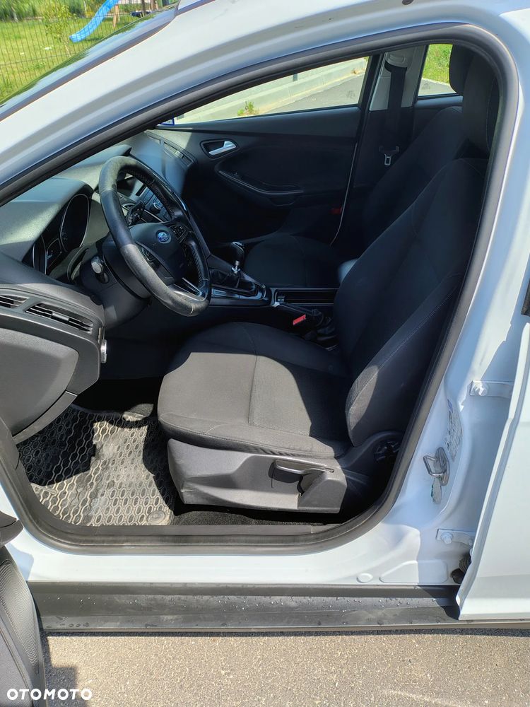 Ford Focus 1.5 TDCi Trend - 8