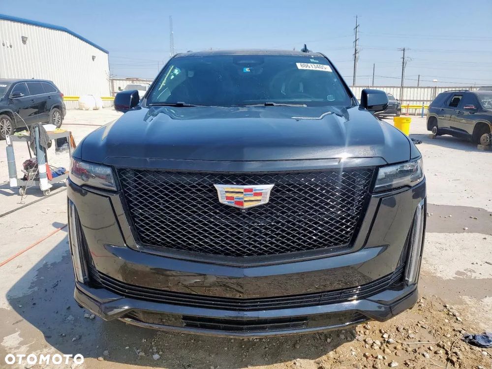 Cadillac Escalade 6.2 V8 AWD AT Platinum - 2