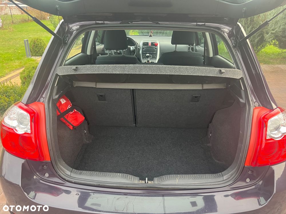 Toyota Auris 1.4 D-4D Luna - 4