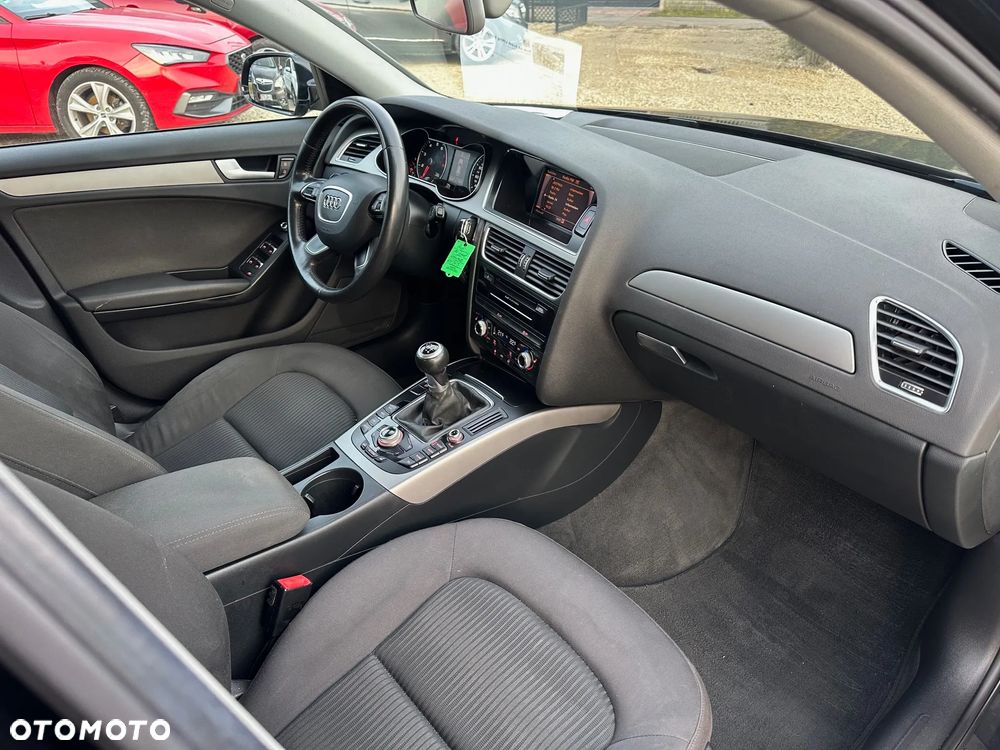 Audi A4 Avant 1.8 TFSI Ambiente - 14