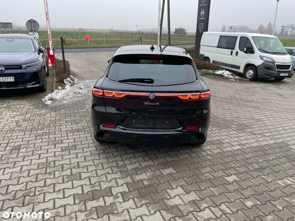 Alfa Romeo Tonale - 8