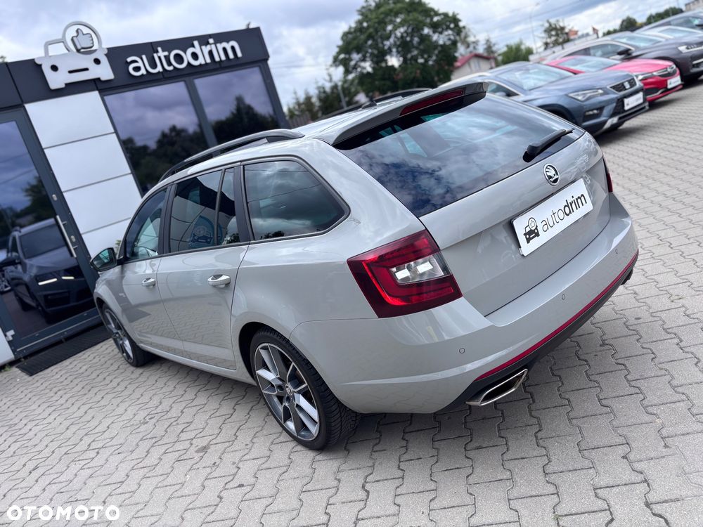 Skoda Octavia 2.0 TSI RS - 13