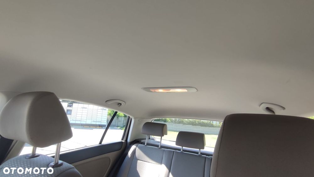 Volkswagen Golf Plus 1.4 TSI DSG Comfortline - 17