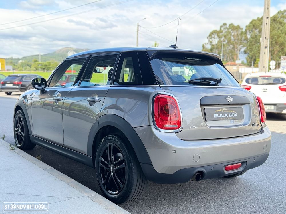 MINI 5 Portas One D - 19