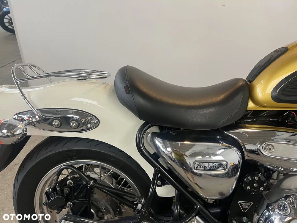 Triumph Adventurer - 15