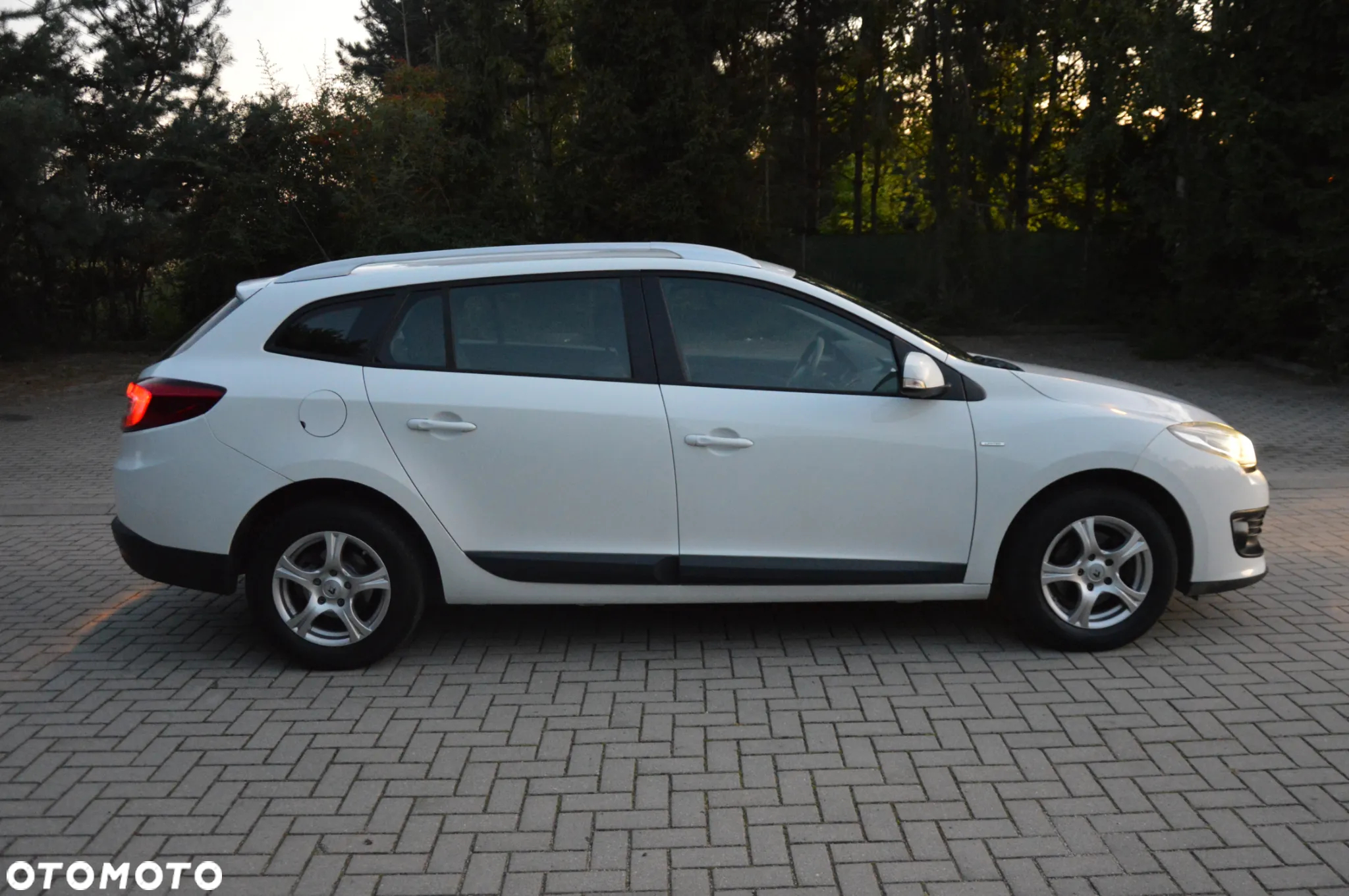 Renault Megane 1.6 16V 110 Authentique - 6