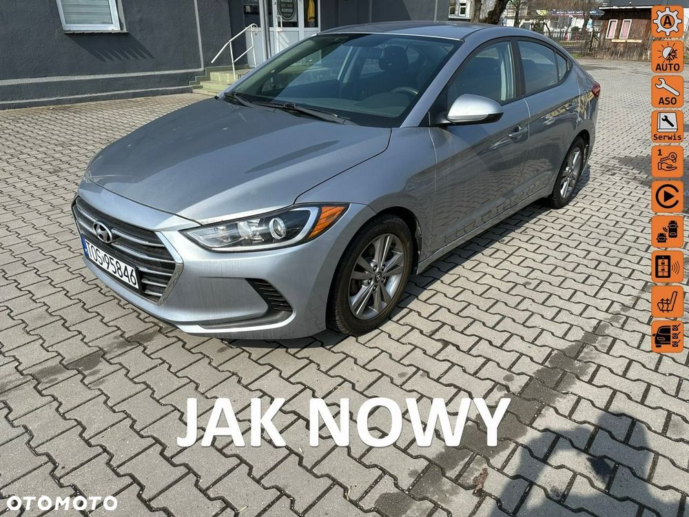 Hyundai Elantra - 1