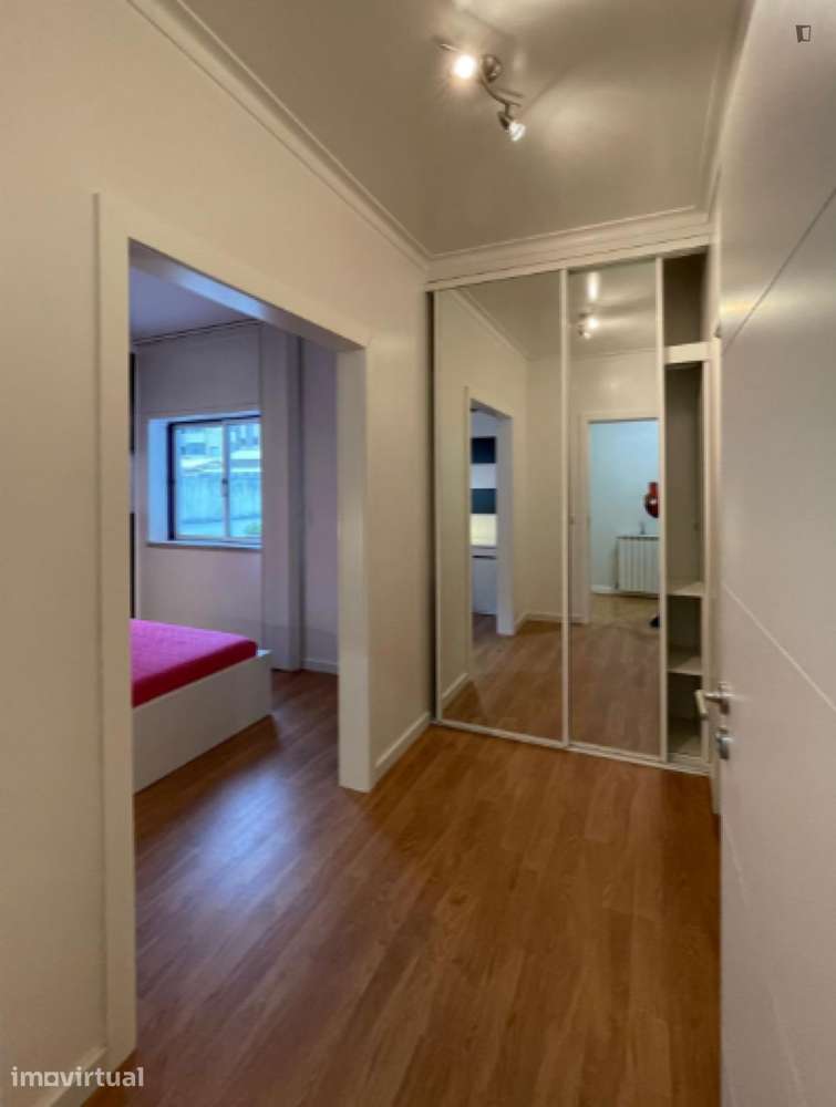 Quarto - localizado em Leiria - Grande imagem: 3/10