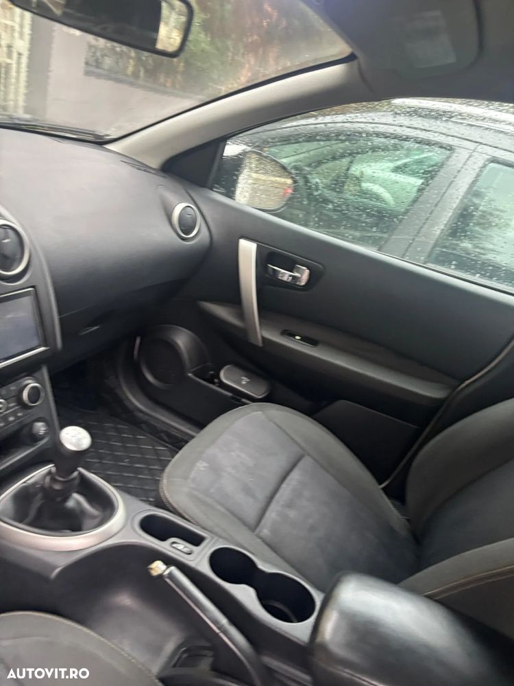 Nissan Qashqai 1.5 dCi DPF 360 - 8