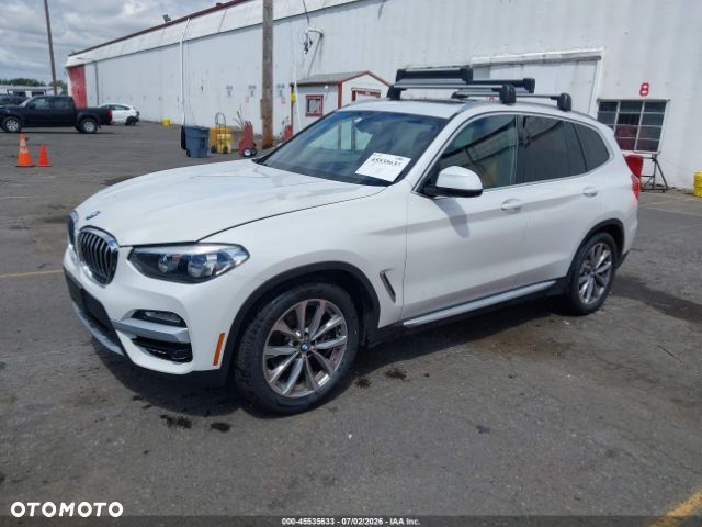 BMW X3 xDrive30i Luxury Line - 2
