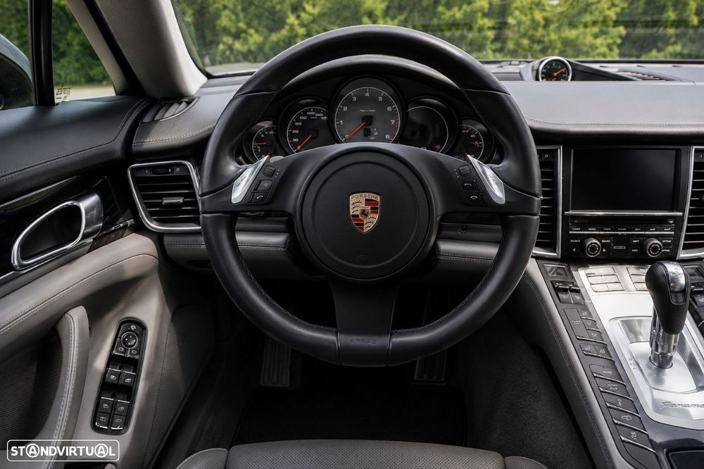 Porsche Panamera S Hybrid - 16