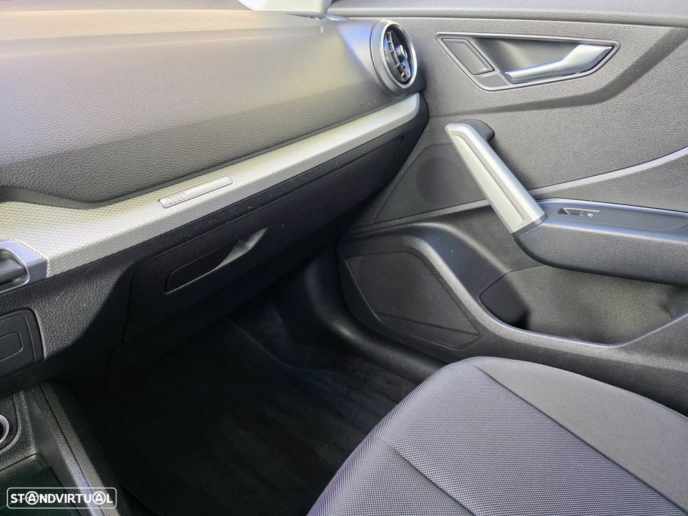 Audi Q2 30 TFSI Design - 48