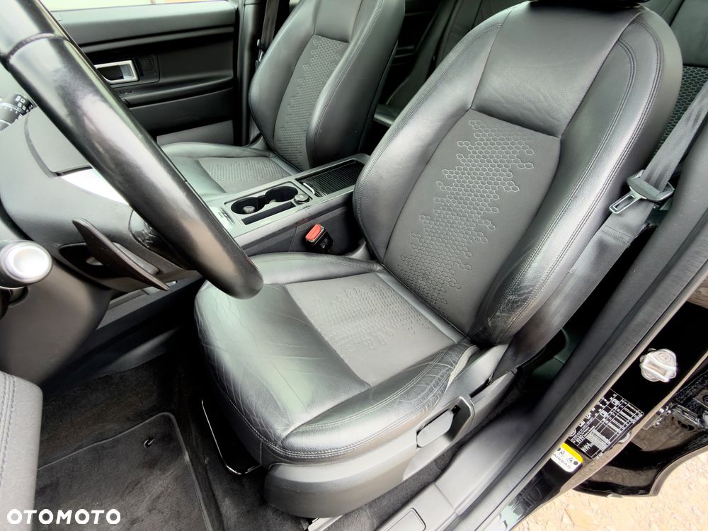 Land Rover Discovery Sport 2.0 Si4 HSE Luxury - 16