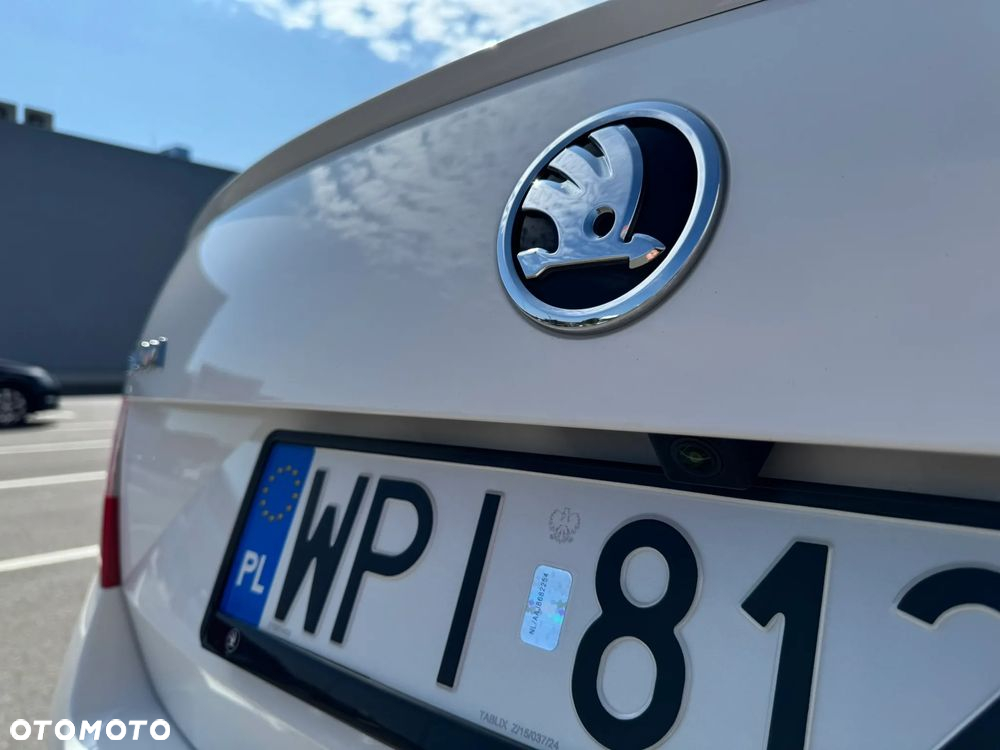 Skoda Octavia 2.0 TDI 4x4 Edition DSG - 6