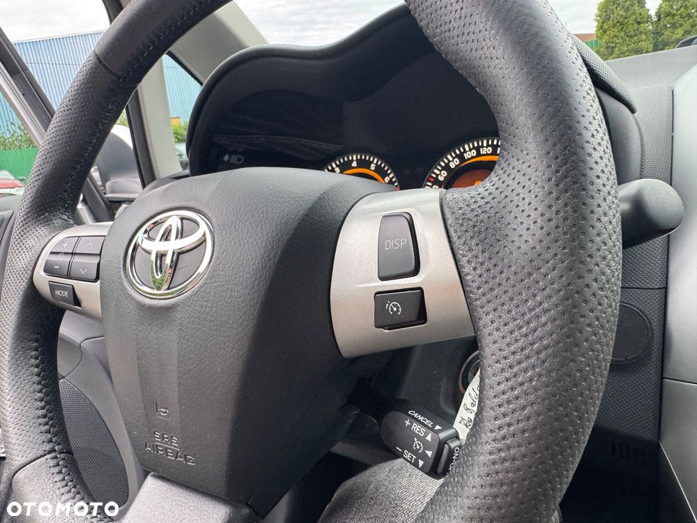 Toyota Auris 1.6 Valvematic Life Plus - 24