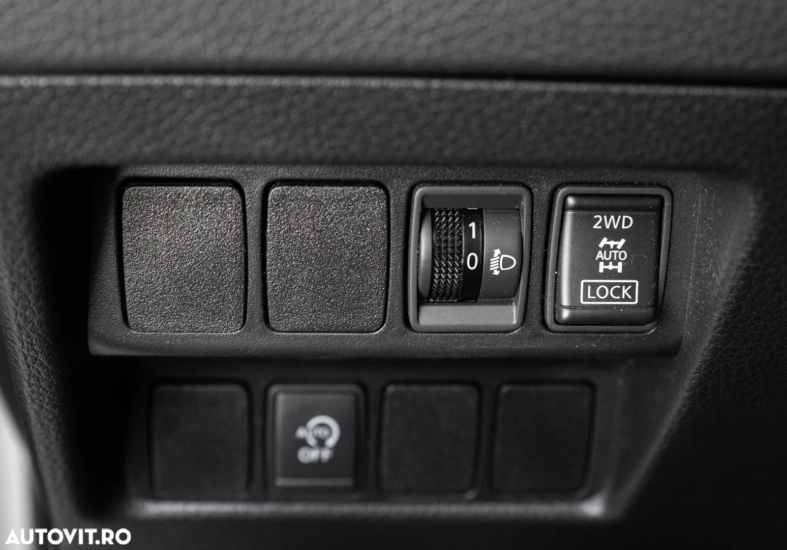 Nissan Qashqai 1.6 DCI ALL-MODE 4x4i ACENTA - 24