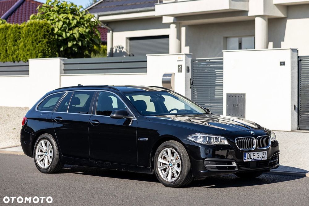 BMW Seria 5 525d - 1