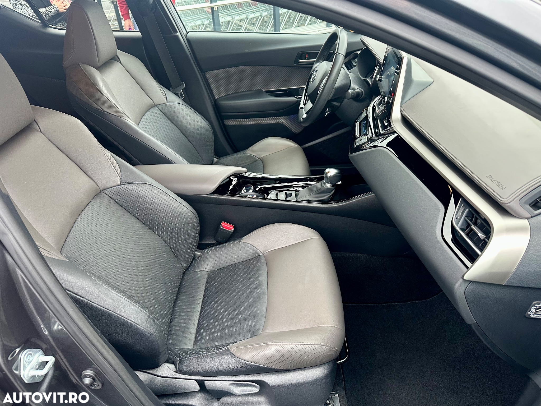 Toyota C-HR 1.8 HSD 122 CP 4x2 CVT Style - 9