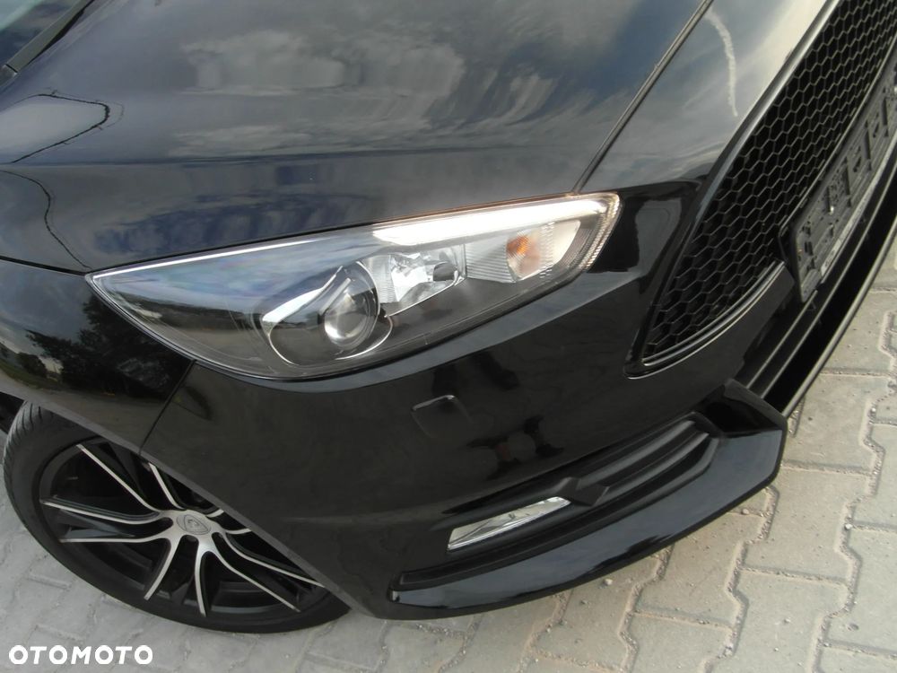 Ford Focus 2.0 EcoBoost ST mit Leder-Sport-Paket - 14