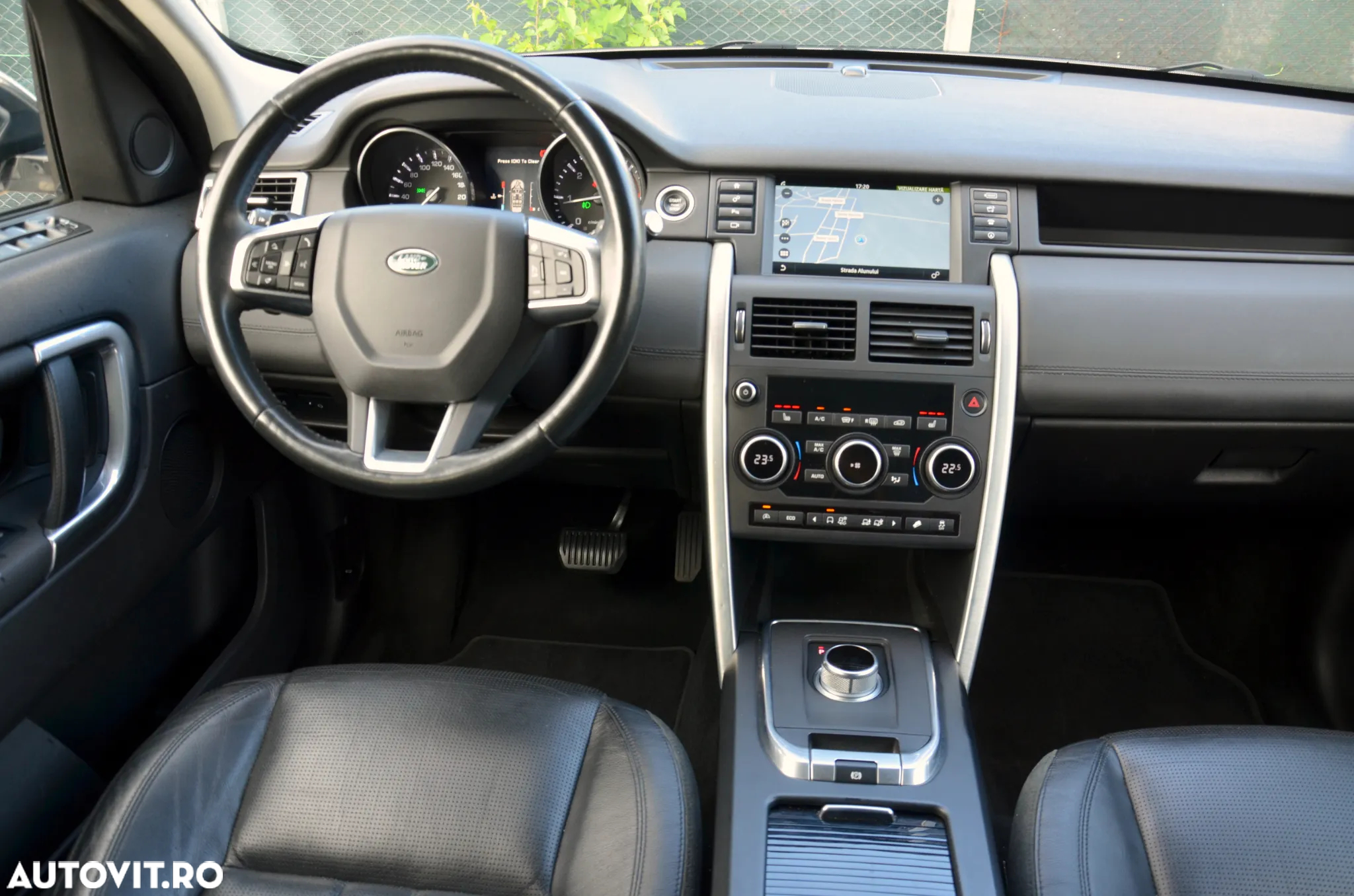 Land Rover Discovery Sport 2.0 l TD4 HSE Luxury Aut. - 18