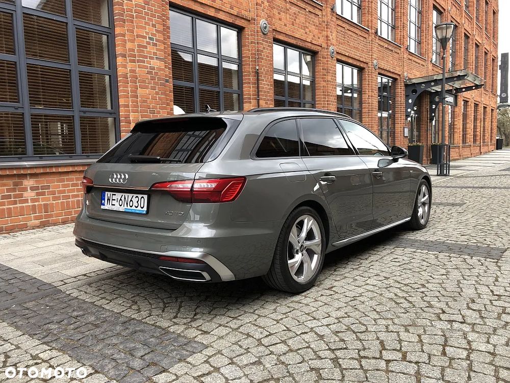 Audi A4 Avant 40 TDI S tronic S line - 5