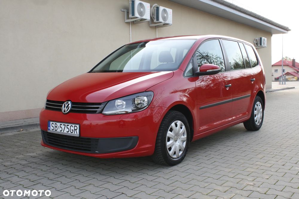 Volkswagen Touran - 1