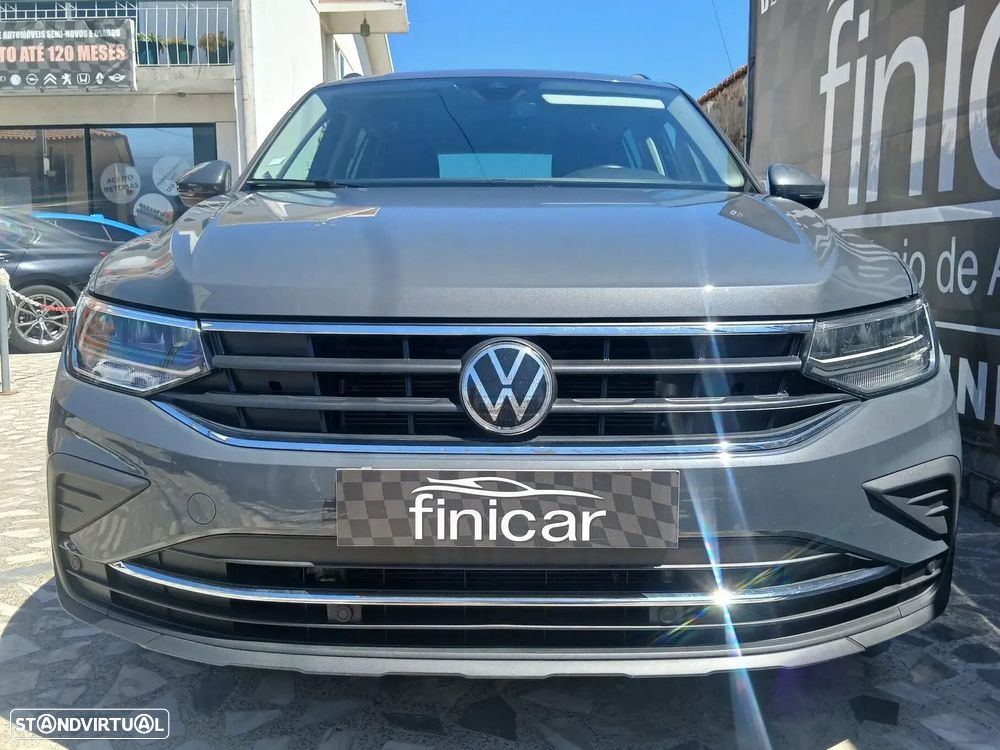 VW Tiguan 2.0 TDI Confortline DSG - 24