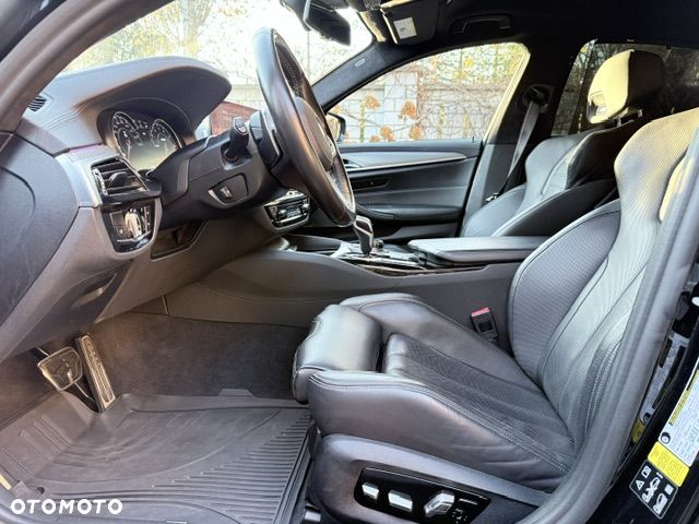 BMW M5 Standard - 11