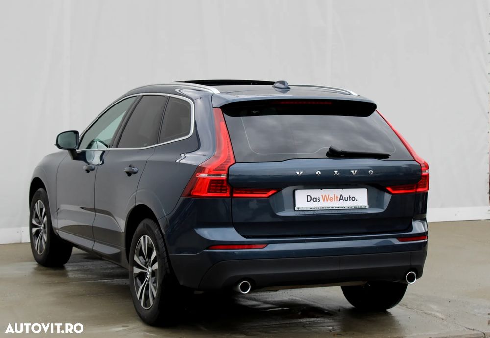 Volvo XC 60 B4 MHEV AT8 FWD Momentum Pro - 15
