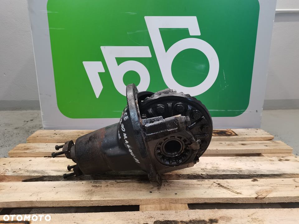 Case MX Magnum 2002r.{Mechanizm różnicowy} - 6