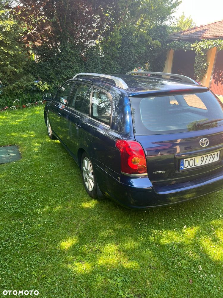 Toyota Avensis 1.8 VVT-i Sol - 6