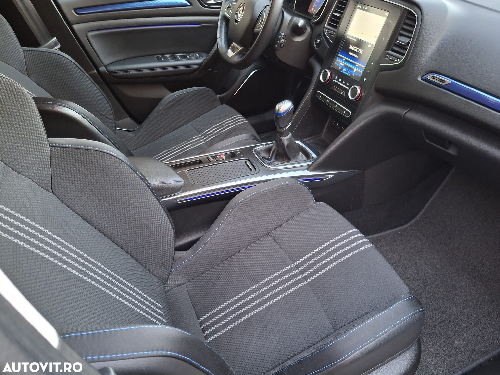 Renault Megane ENERGY TCe 130 GT LINE - 9