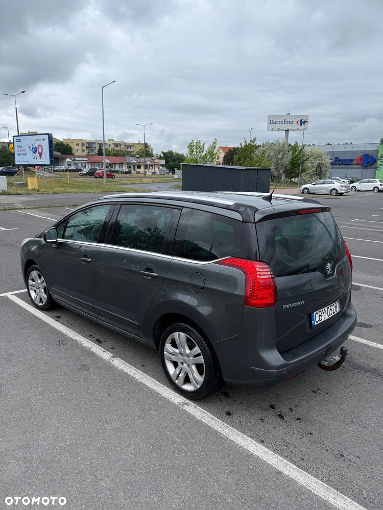 Peugeot 5008 1.6 HDi Premium - 4