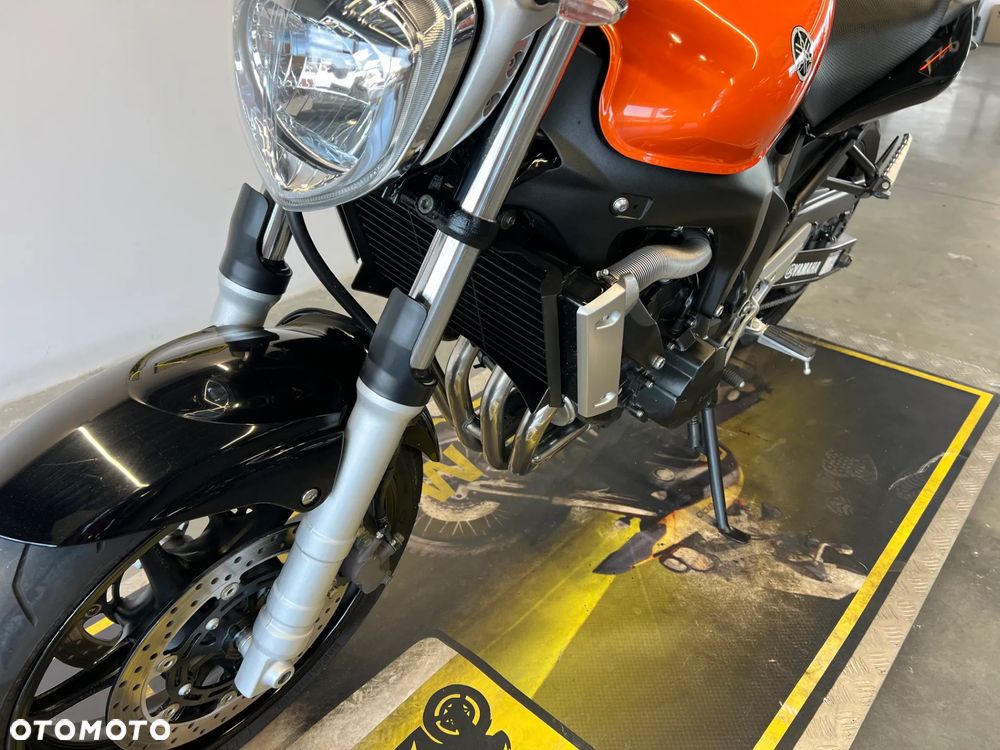 Yamaha FZ6 - 11