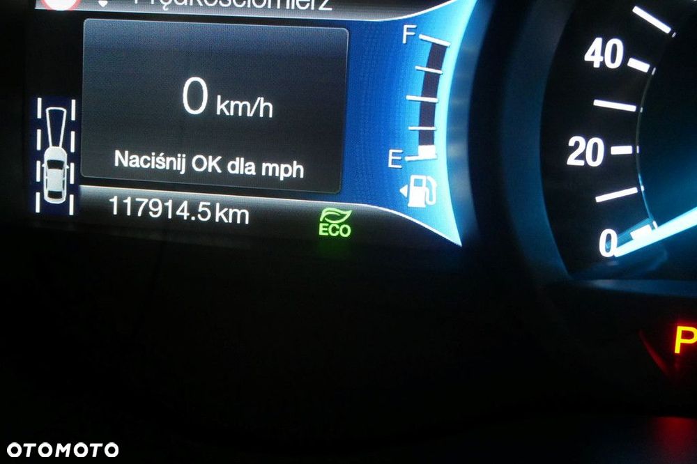 Ford Mondeo - 28