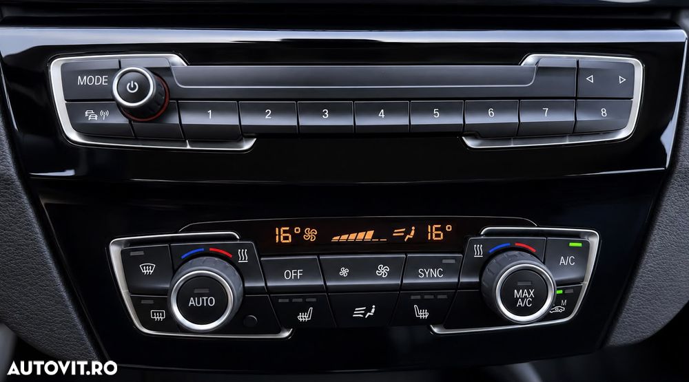 BMW X1 xDrive20i AT - 17