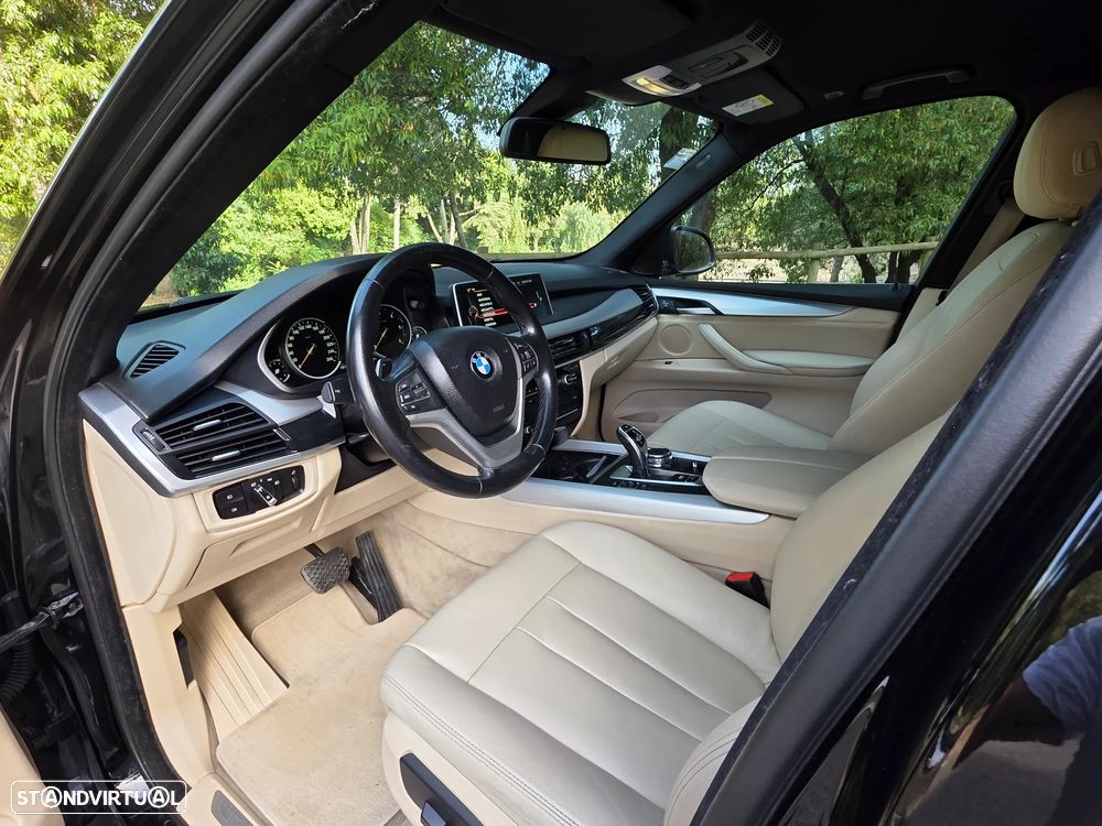 BMW X5 25 d sDrive Comfort 7L - 6
