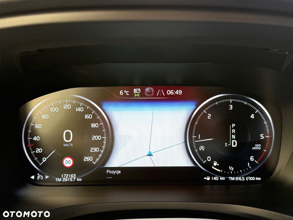Volvo V60 D3 Geartronic Momentum Pro - 24