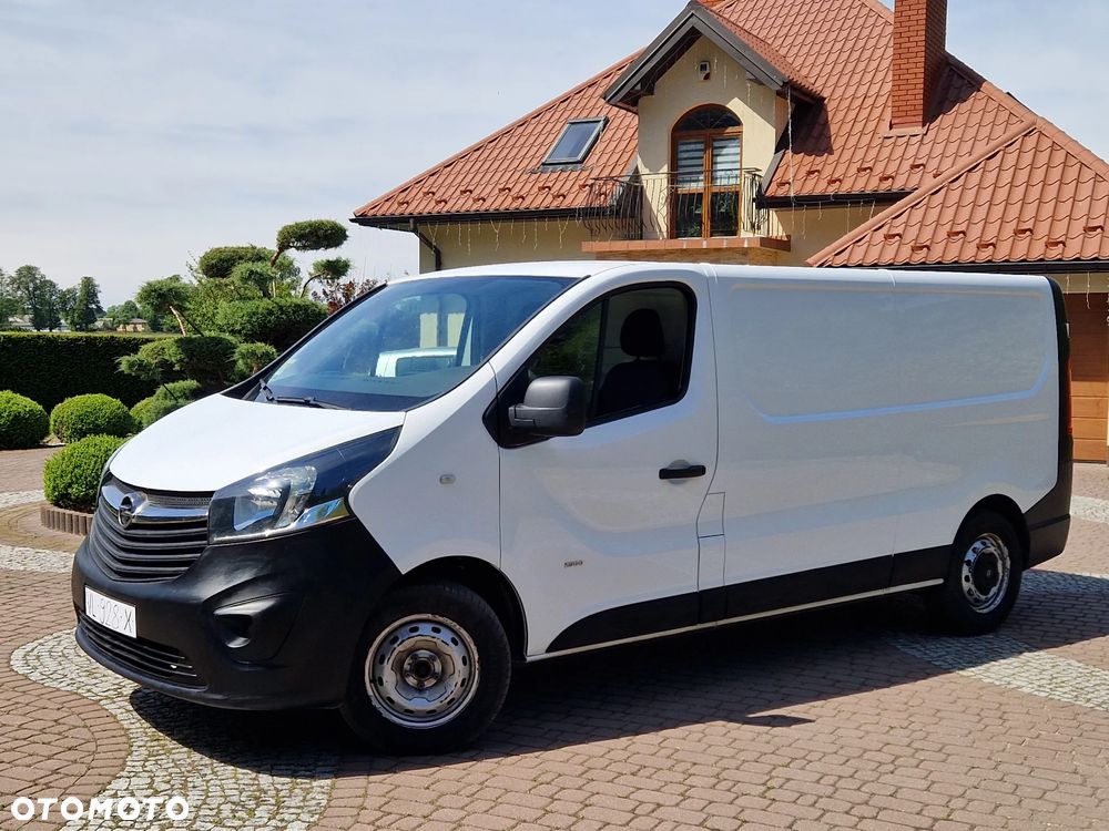 Opel Vivaro - 10