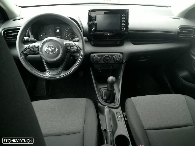 Toyota Yaris - 11