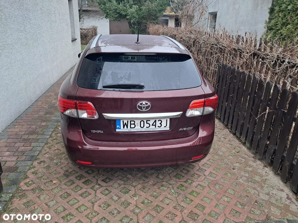 Toyota Avensis 2.0 D-4D Premium - 6