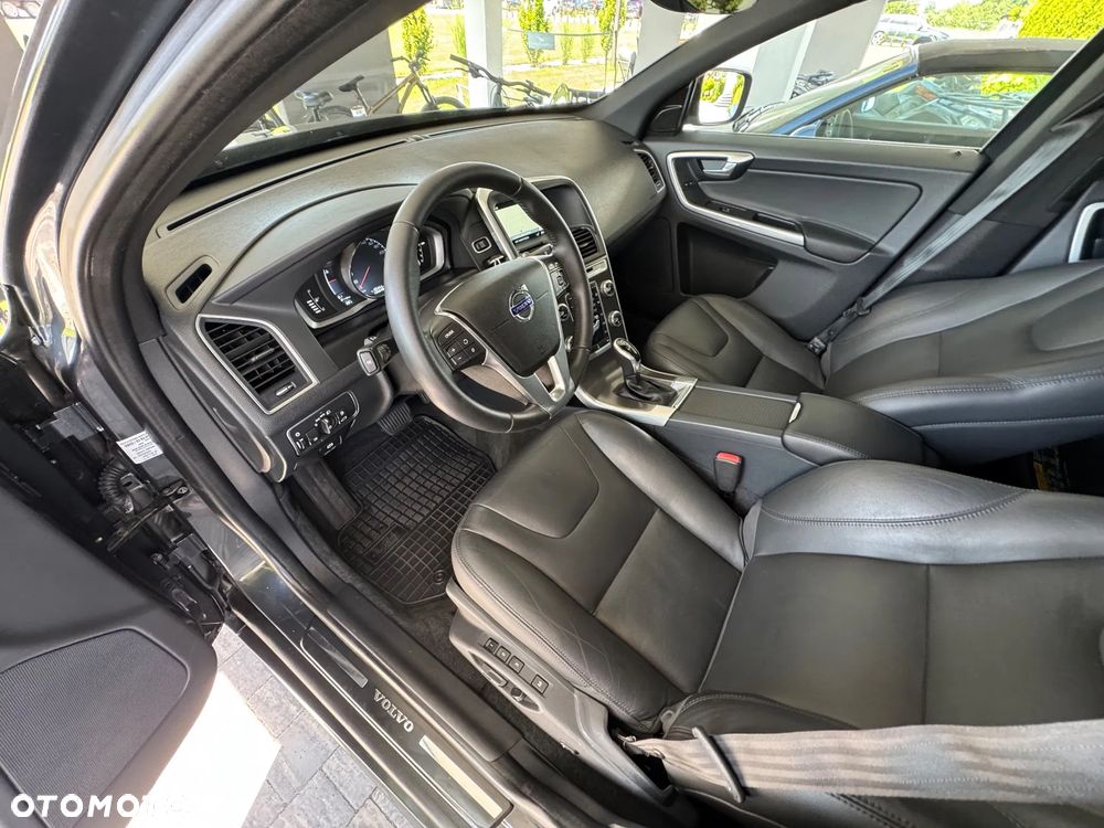 Volvo XC 60 T5 Drive-E Summum - 22