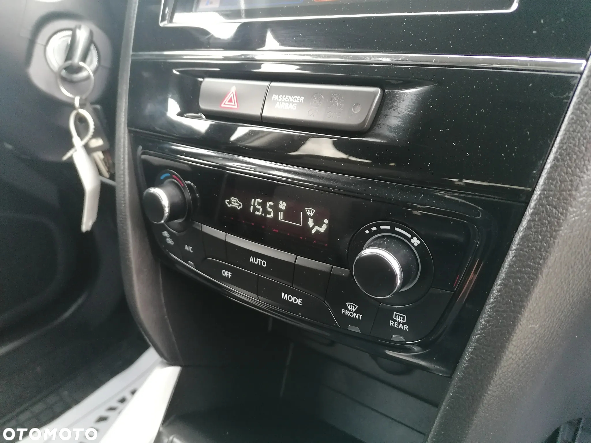 Suzuki Vitara 1.6 Premium 2WD - 22