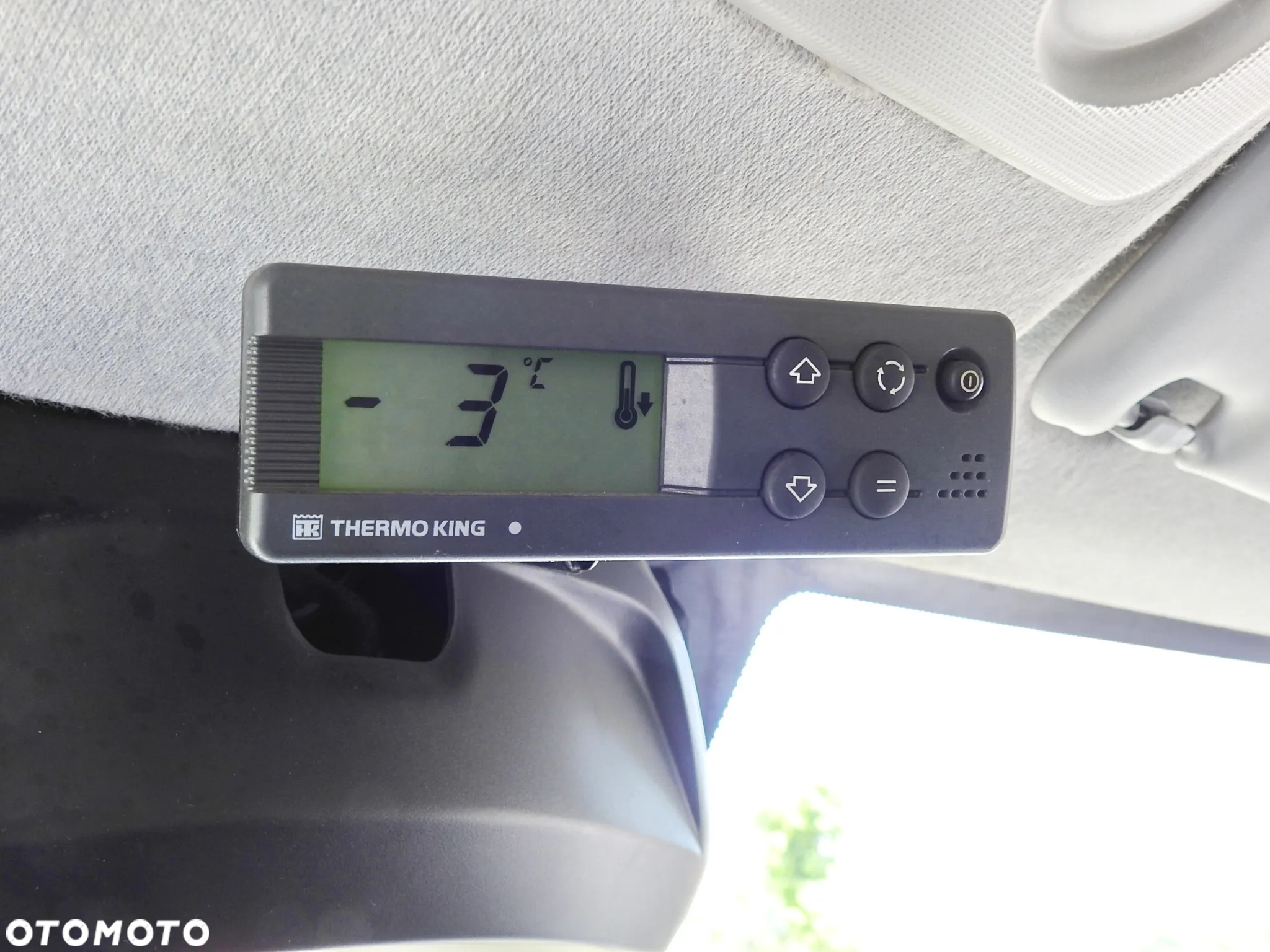 Iveco DAILY 50C15 CHŁODNIA KONTENER -5*C ZASILANIE 230V KLIMATYZACJA BLIŹNIACZE KOŁA 150KM [ 279041 ] - 38