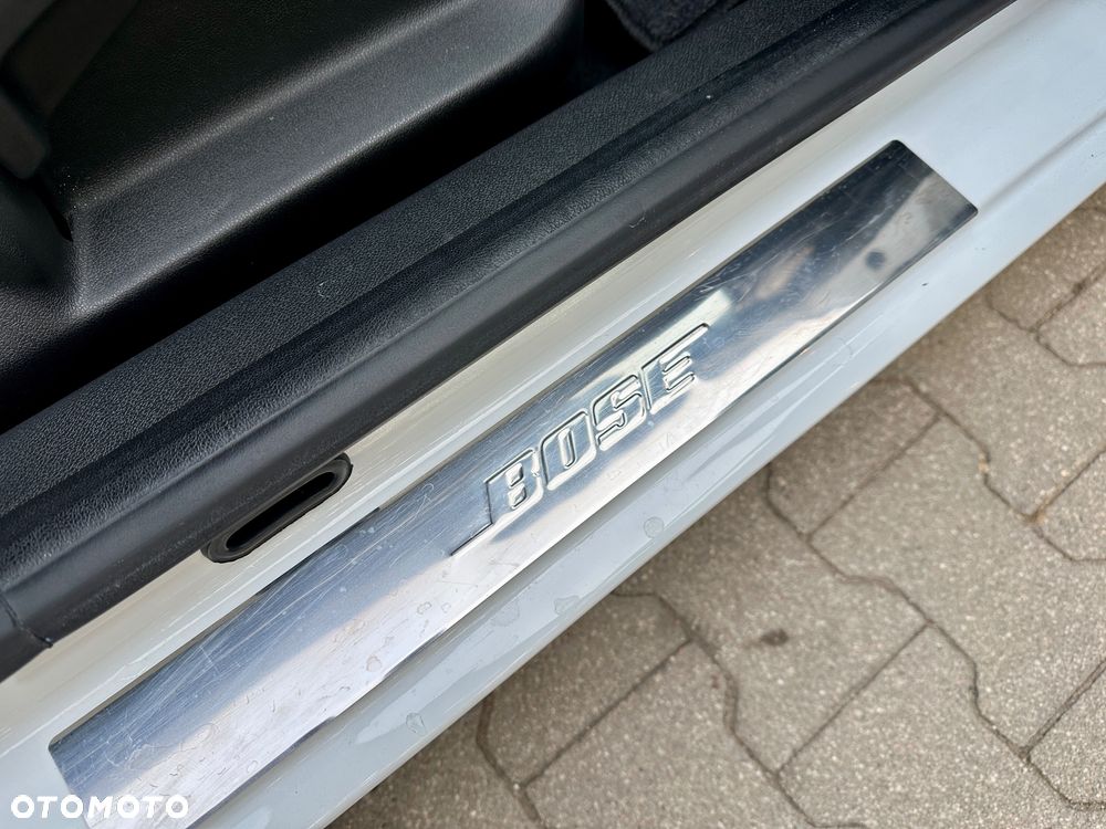 Renault Megane ENERGY TCe 130 Start & Stop Bose Edition - 23