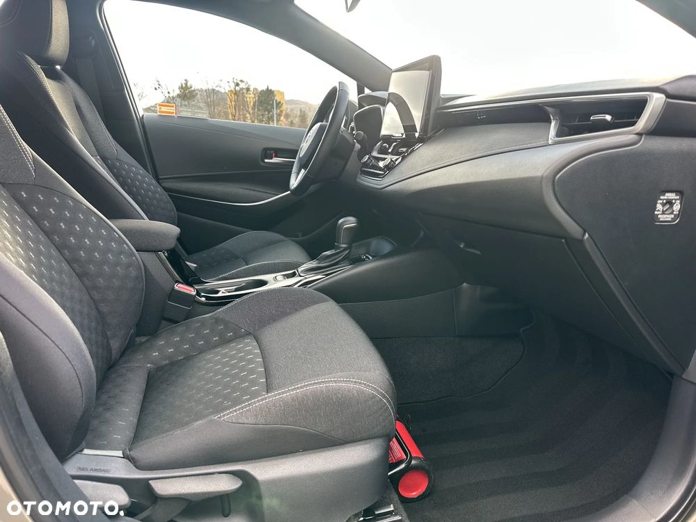 Toyota Corolla 1.8 Hybrid Comfort - 13