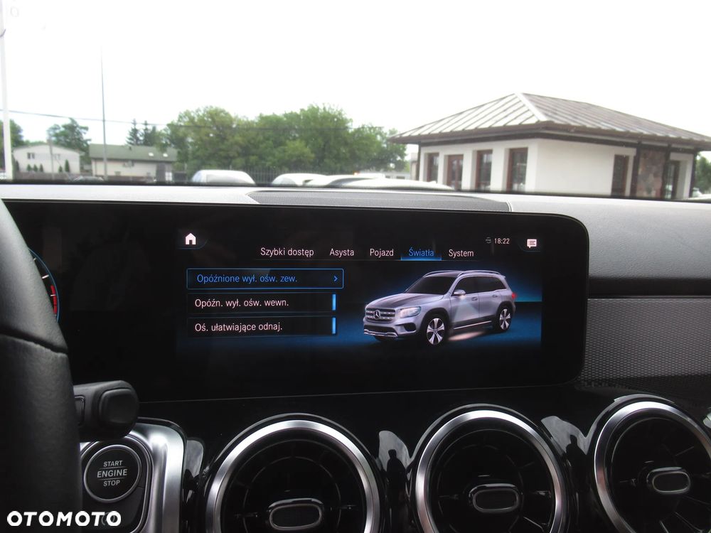 Mercedes-Benz GLB 200 7G-DCT - 25