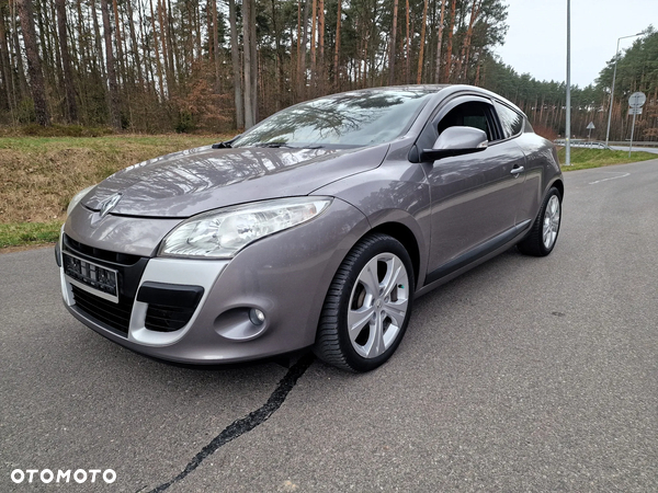 Renault Megane 2.0 16V Dynamique CVT