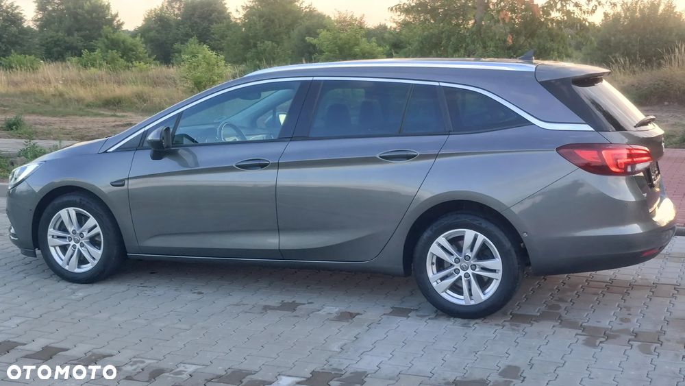 Opel Astra 1.6 D Start/Stop Sports Tourer Innovation - 19